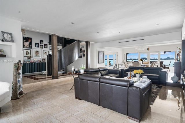 1990 NE 119th Rd, North Miami, FL 33181