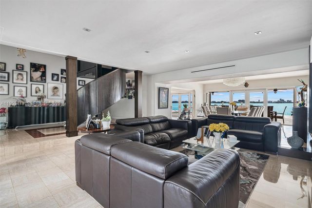 1990 NE 119th Rd, North Miami, FL 33181