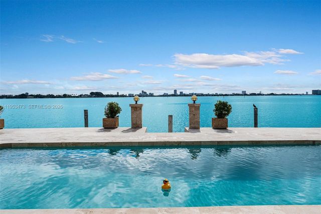 1990 NE 119th Rd, North Miami, FL 33181