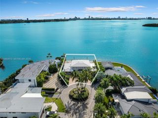 1990 NE 119th Rd, North Miami, FL 33181