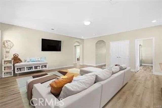24992 Normans Way, Calabasas, CA 91302