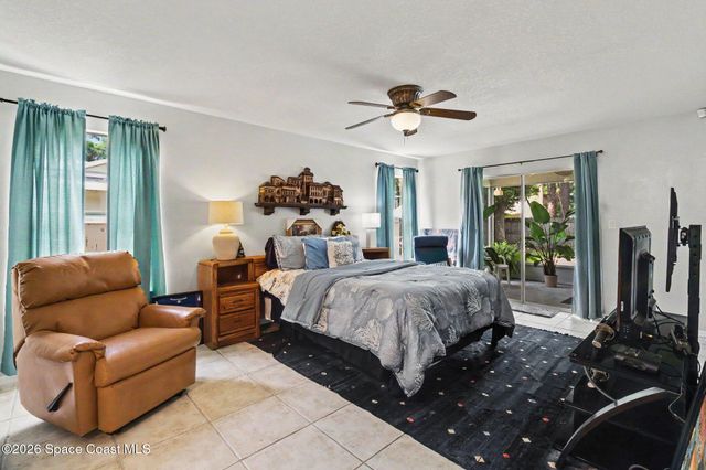 826 Roger Avenue NW, Palm Bay, FL 32907