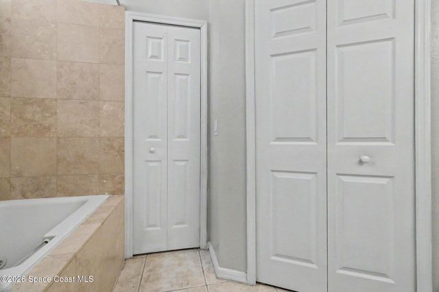 826 Roger Avenue NW, Palm Bay, FL 32907