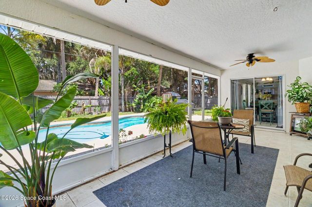 826 Roger Avenue NW, Palm Bay, FL 32907