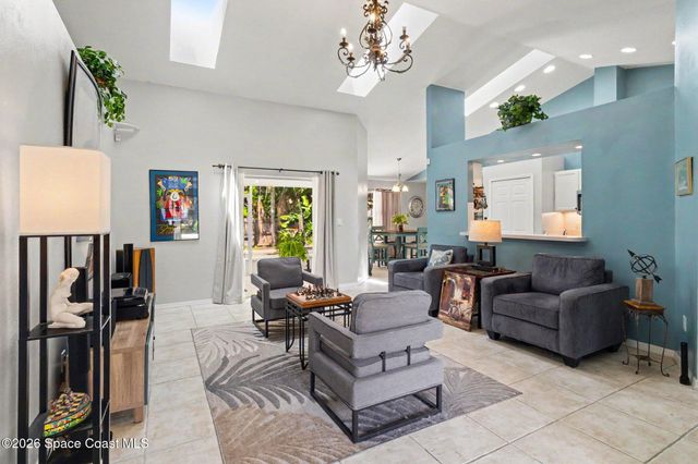 826 Roger Avenue NW, Palm Bay, FL 32907