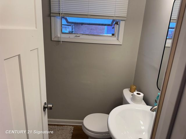 1814 Marlowe Dr Drive, Flint, MI 48504