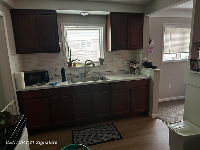 1814 Marlowe Dr Drive, Flint, MI 48504