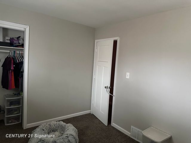 1814 Marlowe Dr Drive, Flint, MI 48504