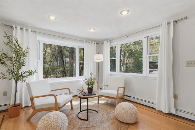 72 Crimson Road, Billerica, MA 01821