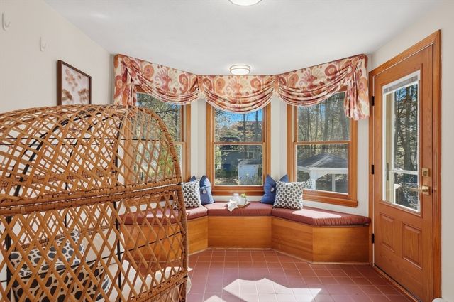 72 Crimson Road, Billerica, MA 01821