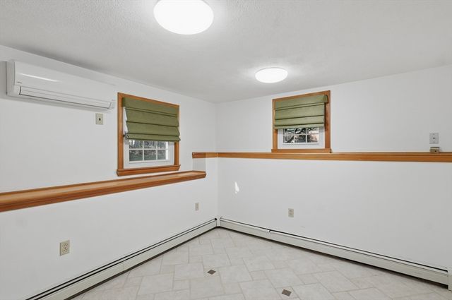 72 Crimson Road, Billerica, MA 01821