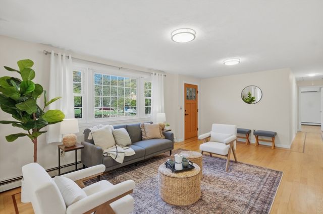 72 Crimson Road, Billerica, MA 01821