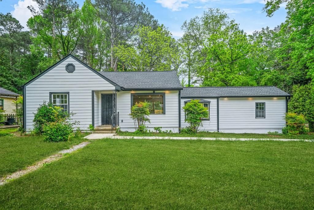 1712 Venetian SW Drive, Atlanta, GA 30311