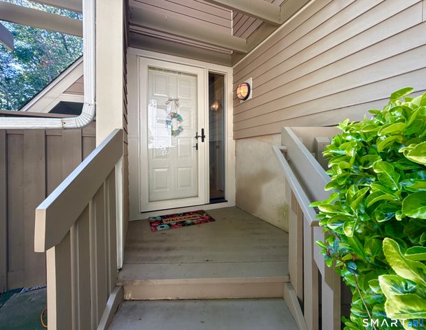 122 Sunrise Hill Road 122, Norwalk, CT 06851