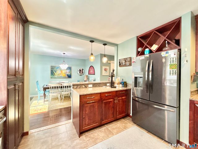 122 Sunrise Hill Road 122, Norwalk, CT 06851