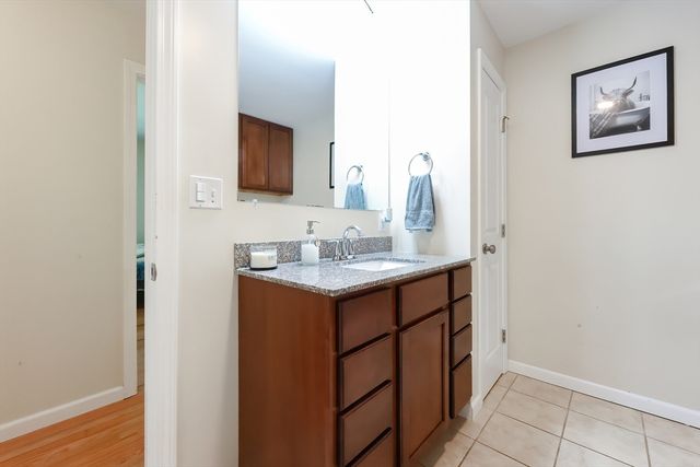 30 Town Farm Rd, North Brookfield, MA 01535