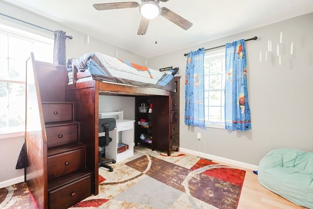 30 Town Farm Rd, North Brookfield, MA 01535