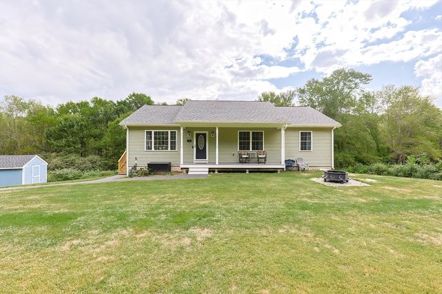 30 Town Farm Rd, North Brookfield, MA 01535