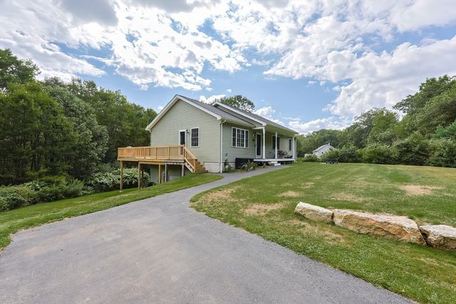 30 Town Farm Rd, North Brookfield, MA 01535
