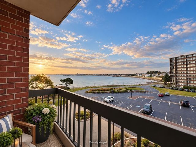 1 Seal Harbor 413, Winthrop, MA 02152