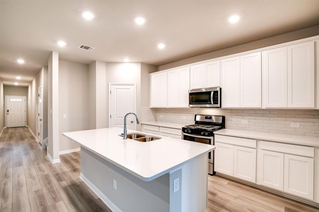 1532 Homestead Farms DR, Round Rock, TX 78665