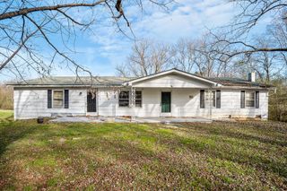 2385 Midway Rd, Smithville, TN 37166