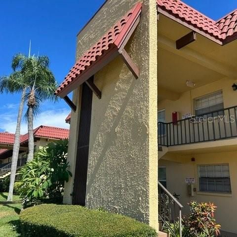 1845 S HIGHLAND AVENUE 15, Largo, FL 33756