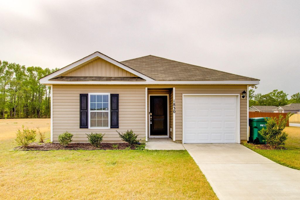 1830 Wildhorse Drive, Dalzell, SC 29040