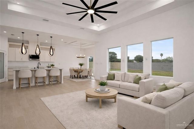 617 W La Pointe Avenue, Alton, TX 78572