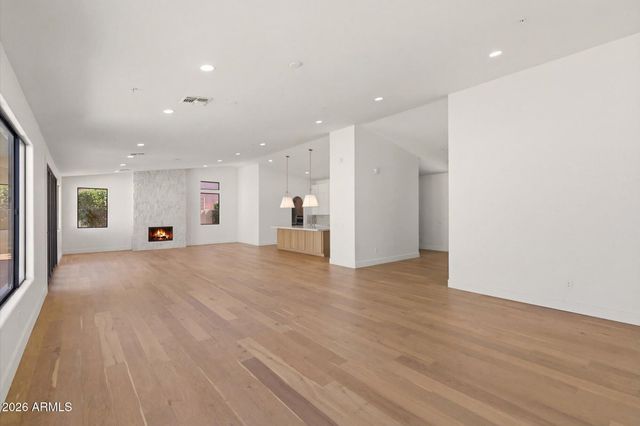 7776 E SANDS Drive, Scottsdale, AZ 85255