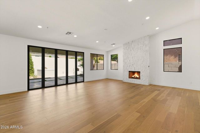 7776 E SANDS Drive, Scottsdale, AZ 85255