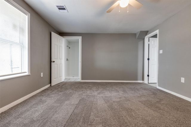 200 Pine Street, Prairie View, TX 77445