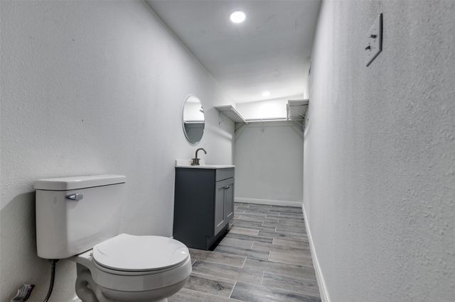 200 Pine Street, Prairie View, TX 77445