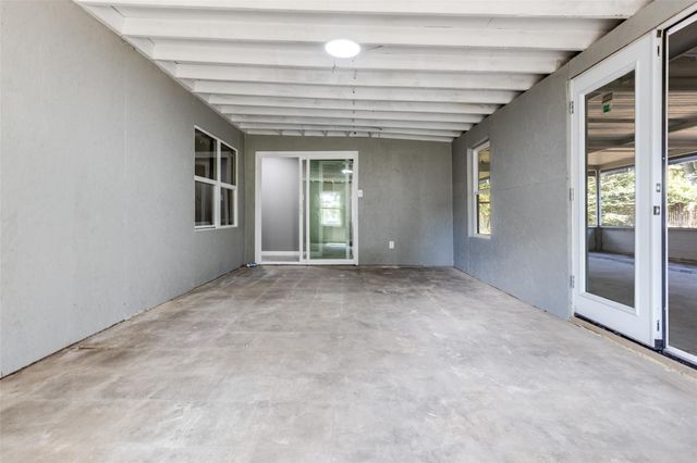 200 Pine Street, Prairie View, TX 77445