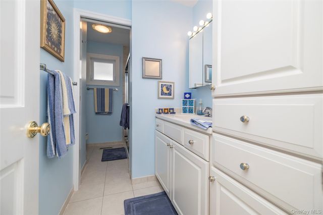 19 Oak Shore Drive, Bayville, NY 11709