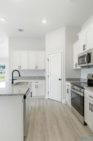18051 Bellabon Drive, Athens, AL 35611