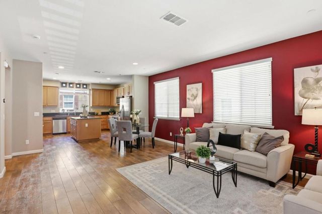 57 Regency Place, Hayward, CA 94544