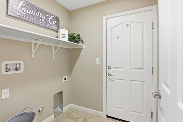 57 Regency Place, Hayward, CA 94544