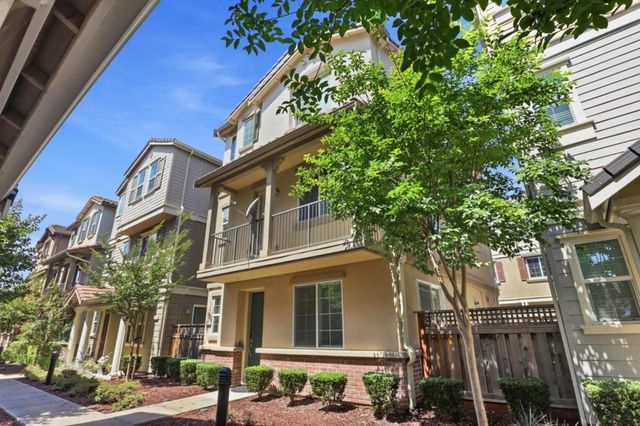 57 Regency Place, Hayward, CA 94544