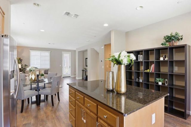 57 Regency Place, Hayward, CA 94544