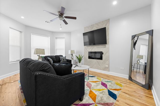 6112 S Vernon Avenue, Chicago, IL 60637