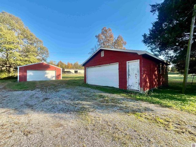 9826 State Route 945, Melber, KY 42069