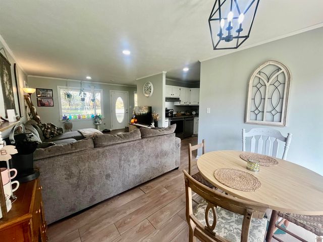 9826 State Route 945, Melber, KY 42069