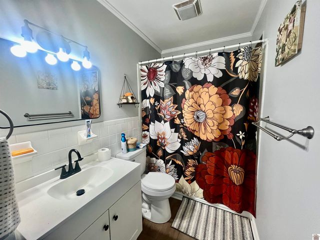 9826 State Route 945, Melber, KY 42069