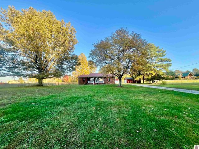 9826 State Route 945, Melber, KY 42069