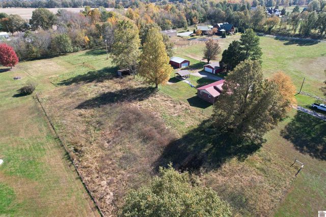 9826 State Route 945, Melber, KY 42069