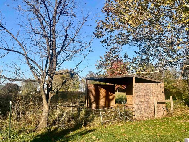 9826 State Route 945, Melber, KY 42069