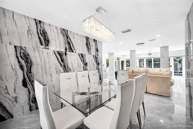 7830 SW 120th St, Pinecrest, FL 33156