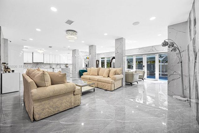 7830 SW 120th St, Pinecrest, FL 33156