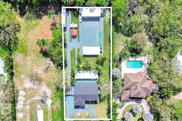 7830 SW 120th St, Pinecrest, FL 33156